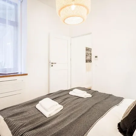 Апартаменты Roomli Boho Chic *