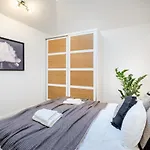 Apartment Roomli Boho Chic Budapest