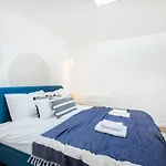 Apartment Roomli Boho Chic Budapest